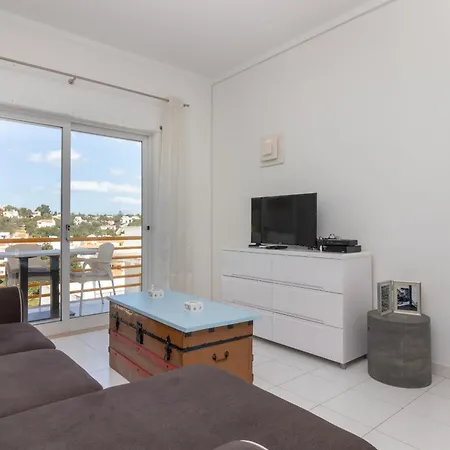 Branco Apartment